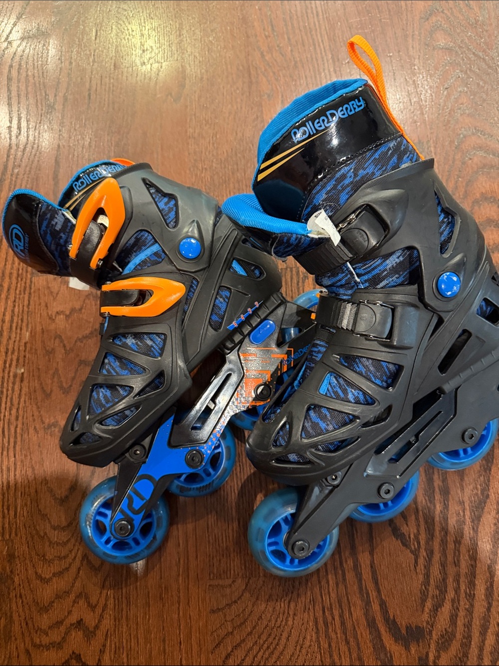 Boys rollerblades size 2-5